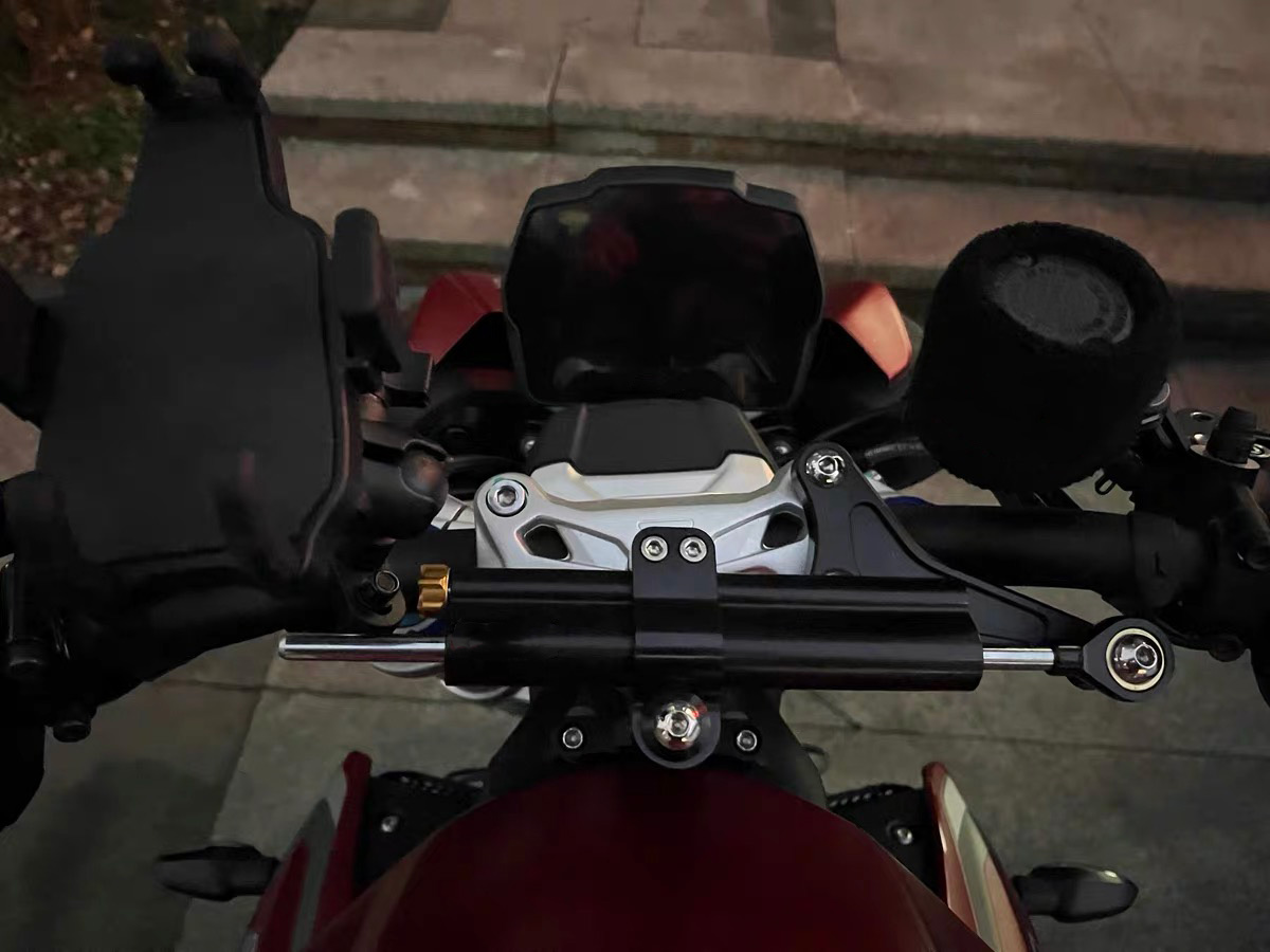 Penstabil Braket Peredam Kemud - Motorcycle Gear Airbag ulasan dan harga
